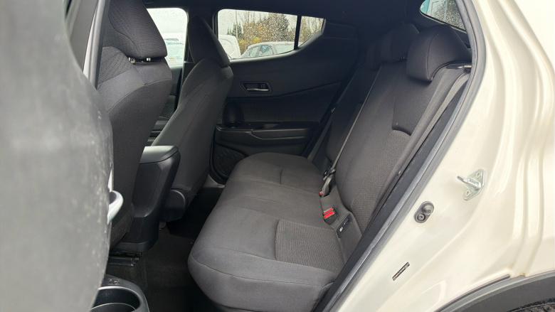 Toyota C-HR 1.8 Hybrid Design 5dr CVT Hybrid Hatchback